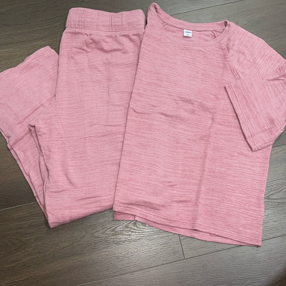 Matching sweats and shirt!